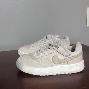 Nike Kids' Air Force One AF1 Sneakers in Light Gray and White Bunny Easter 11c